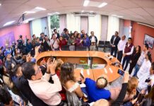 Donan diputadas y diputados un mes de salario a damnificados