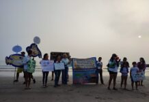 Protesta en el mar: activistas exigen detener escollera del puerto de Veracruz