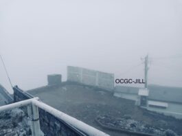 Reportan caída de aguanieve en cima del Cofre de Perote; municipios suspenden clases por frío