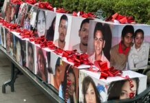 Colocan fotos de 40 desaparecidos en Árbol de la Esperanza de Xalapa