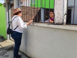 Corina Villegas recorre colonias de Orizaba y presenta avances del primer año de gobierno federal