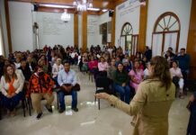 Reconocen el esfuerzo y la unión de Mujeres Tejedoras de la Patria