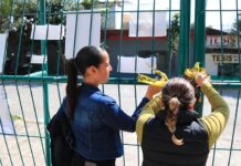 Estudiantes entregaron Unidad Académica de Humanidades de la UV en Xalapa