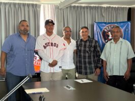 Firman los Astros de Houston al beisbolista veracruzano Dahel López Herrera