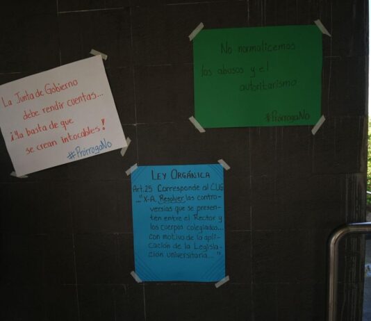 Protestan contra prórroga de Rector UV afuera del Consejo Universitario General