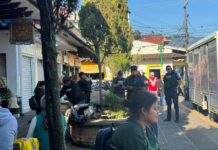 Policías municipales de Coatepec golpean y encarcelan a comerciantes, denuncia Antorcha