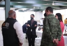 Una posición insostenible; el relevo en la FGE / Hora cero