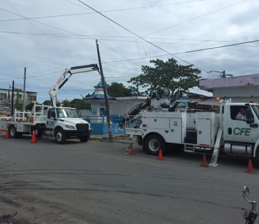 Restablecen energía eléctrica en colonias de la ciudad de Veracruz tras el Frente Frío No. 27