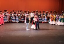 Exitoso espectáculo Entre Reyes Magos y Zapateados en el Teatro del Estado