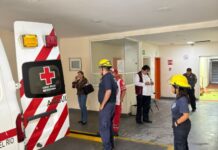 Protección Civil y Bomberos atienden a menor tras incidente escolar