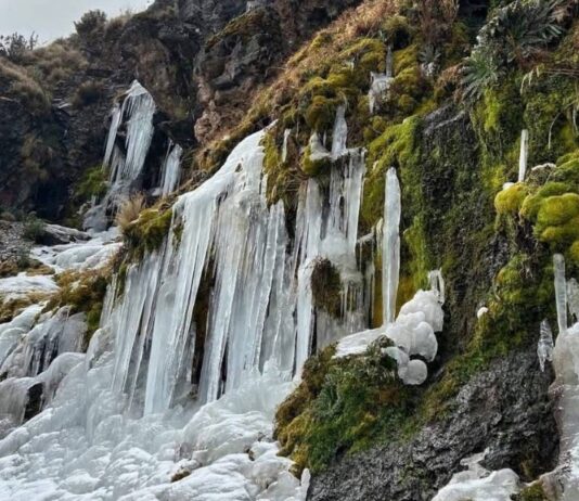 Se congelan cascadas en La Perla