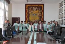 Ayuntamiento de Xalapa impulsa a las juventudes a través del deporte; se entregaron uniformes al equipo de fútbol Unión FC de El Cafetal