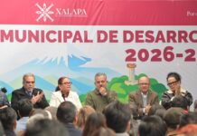 Como un acto de responsabilidad democrática, convicción social y política iniciaron los Foros de Consulta Ciudadana para el PMD de Xalapa 2026-2029