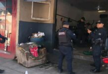 Asesinan a padre e hijo en taller mecánico de Martínez de la Torre