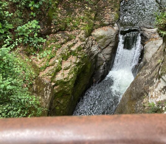 Gestionan reapertura del mirador de la Cascada de Texolo para Semana Santa