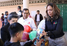 Entrega Voluntariado de Pemex juguetes a niñas y niños de escuelas primarias de Poza Rica