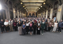 Veracruz, clave en propuesta de incentivos al cine: Sheinbaum agradece a Salma Hayek