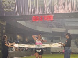 Conquistan Erika Juárez y Hesiquio Flores la primera gran Carrera “Del Mar al Pirata”