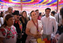 Rocío Nahle acompaña al pueblo de Tlacotalpan en el día de La Candelaria
