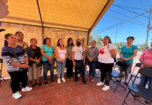 Bloquean servicio de transporte escolar; familias acusan presiones de «Miradores del Mar»