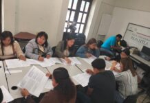 Integra IVEA a más voluntarios a las tareas de educación para adultos