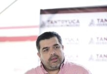 Ayuntamiento de Tantoyuca y empresa de transporte firman convenio para regularizar operaciones y reabrir terminal