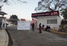 Toman la SIOP en Xalapa; exigen basificación de 38 trabajadores