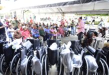 Roberto San Román encabeza entrega de aparatos funcionales