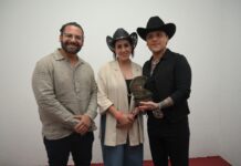 Lleno total y miles de voces: así se vivió la noche de Christian Nodal en la Expo Feria Coatza 2026