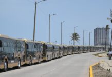 Arranca nueva era del transporte en Coatzacoalcos: Nahle y Rosaldo dan banderazo a 60 camiones híbridos