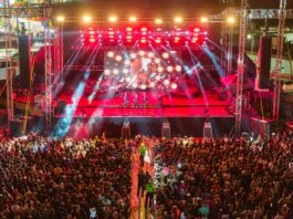 Invaden Kabah y JNS de nostalgia noventera el Teatro del Pueblo de la Expo Feria Coatza 2026