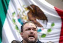 González Naveda, ¿acto de traición? / Hora cero