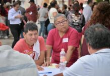 Cumple Ayuntamiento de Veracruz con acciones reales a ciudadanía en Lomas de Río Medio