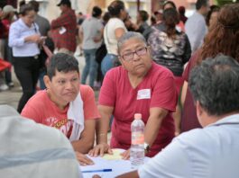 Cumple Ayuntamiento de Veracruz con acciones reales a ciudadanía en Lomas de Río Medio