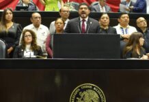 Zenyazen Escobar propone inscribir en letras de oro los Tratados de Córdoba en el Muro de Honor del Congreso Federal
