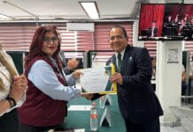 Devela IMSS Veracruz Norte placa por Premio a la Competitividad 2025 en Martínez de la Torre