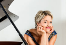 Concierto para piano n.° 22 de Mozart con Arta Arnicane: OSX