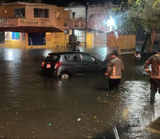 Atiende Gobierno de Coatzacoalcos más de 10 servicios por lluvias tras tormenta nocturna