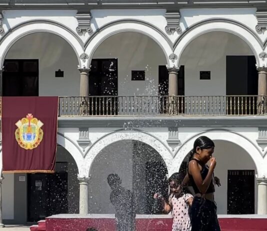 Rescata alcaldesa de Veracruz fuentes emblemáticas del Centro Histórico