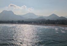 Turistas extranjeros encuentran en Villa Rica el lugar ideal para disfrutar del mar