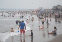 Playas limpias, ambiente familiar y mucha diversión: visitantes recomiendan Chachalacas