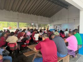 Participan docentes en capacitación para reforzar la lectura y escritura chinanteca