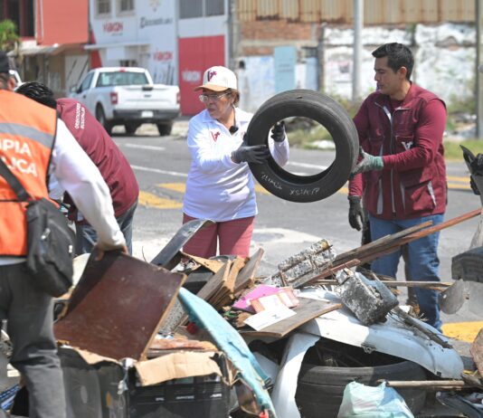 Retiran 134 toneladas de desechos en jornada de descacharrización en la ciudad de Veracruz
