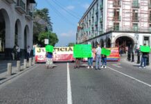 Expolicías intermunicipales de Poza Rica exigen pagos y justicia tras años de espera