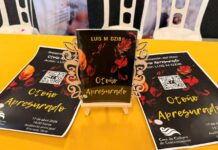 Impulsa Gobierno de Coatzacoalcos la lectura con la presentación del libro Otoño Apresurado