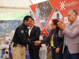 Ayuntamiento celebra a sus policías; Xalapa tiene a la mejor corporación de Veracruz: Daniela Griego