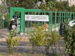 Resguardan bachillerato “Joaquín Ramírez Cabañas” de Coatepec tras amenaza de tiroteo