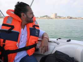 Refuerza Pedro Miguel Rosaldo supervisión de limpieza de playa por mar y tierra en Coatzacoalcos