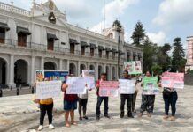 Pescadores denuncian “largas” en entrega de apoyos tras derrame de chapopote