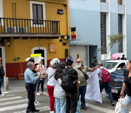 “Murieron esperando justicia»: protestan extrabajadores del Seguro Popular tras 9 años de olvido